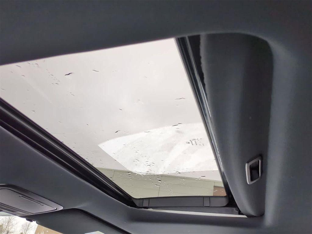 new 2026 Honda Odyssey car, priced at $43,195