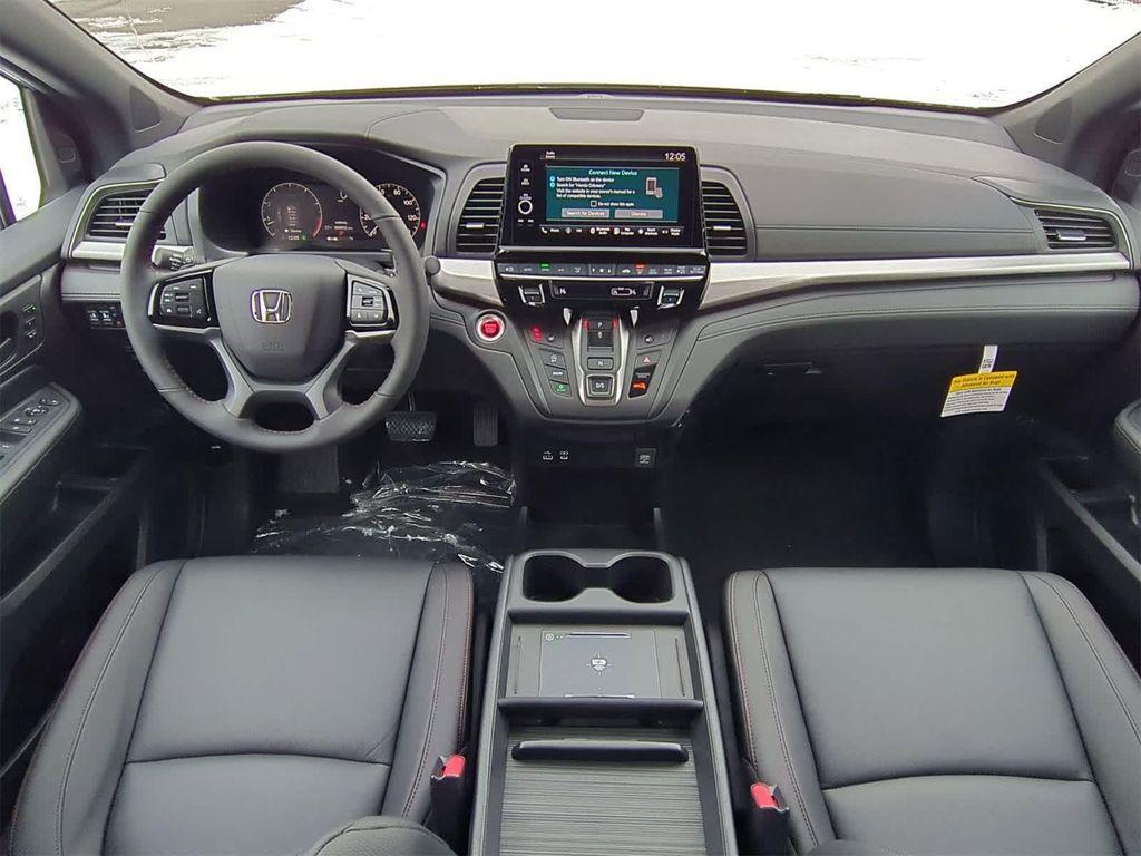 new 2026 Honda Odyssey car, priced at $43,195