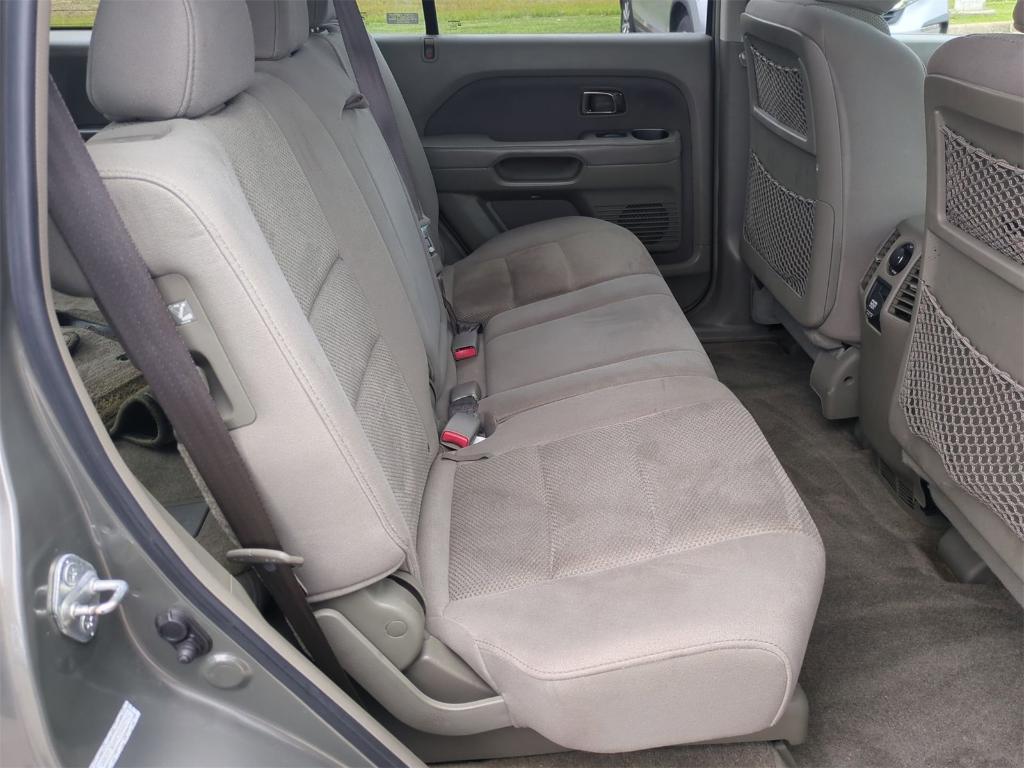 used 2007 Honda Pilot car, priced at $5,999