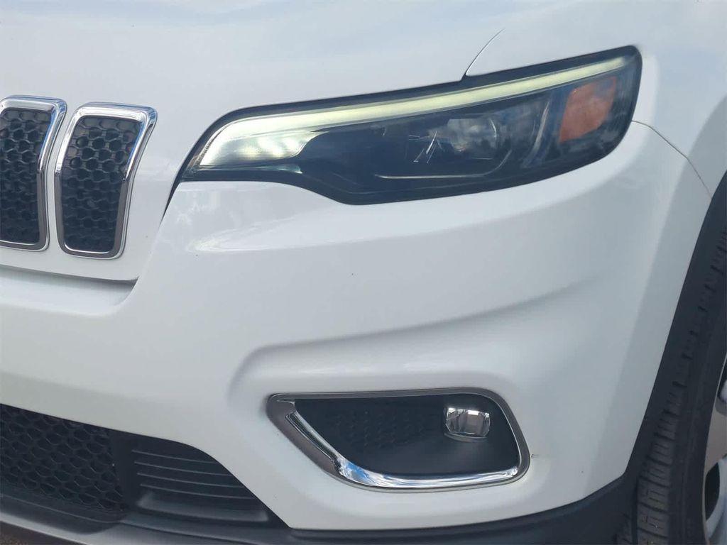 used 2020 Jeep Cherokee car, priced at $18,300