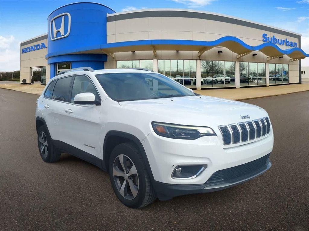 used 2020 Jeep Cherokee car, priced at $18,300