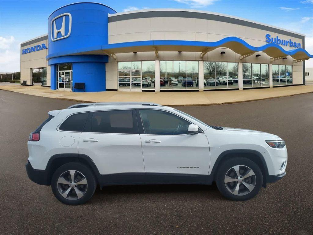 used 2020 Jeep Cherokee car, priced at $18,300