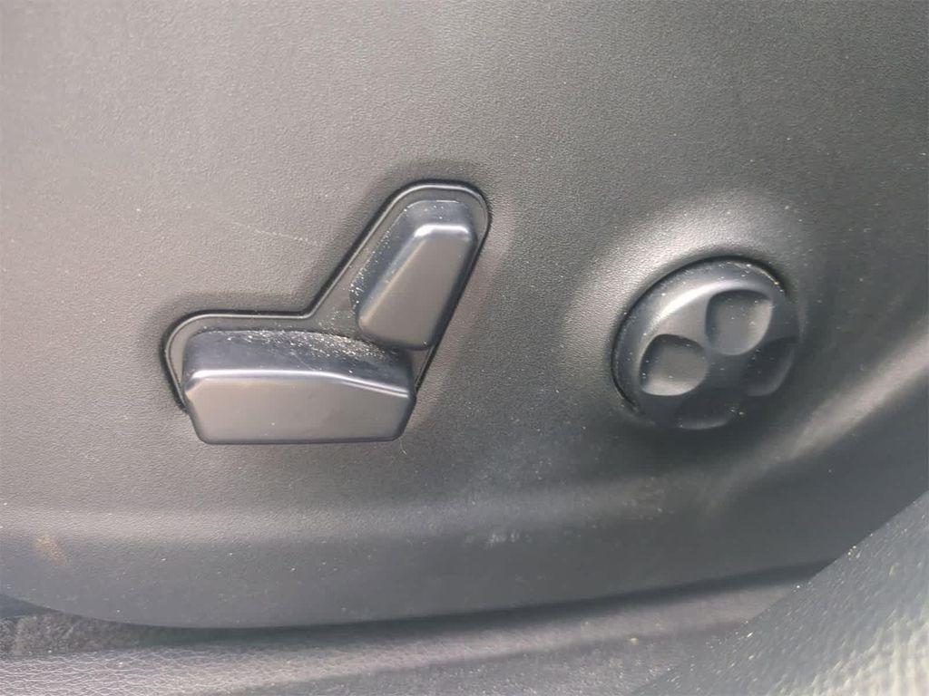 used 2020 Jeep Cherokee car, priced at $18,300