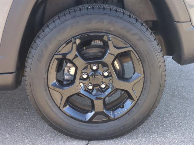 used 2023 Jeep Compass car, priced at $25,000