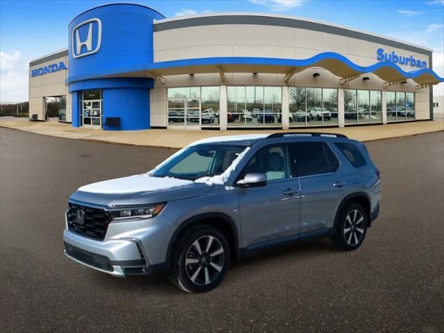 new 2025 Honda Pilot car, priced at $51,134