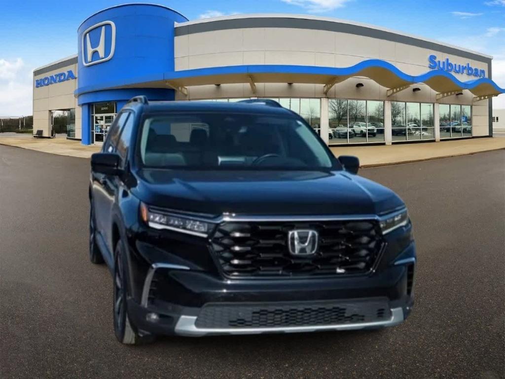 used 2024 Honda Pilot car, priced at $42,500