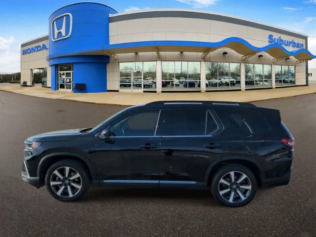 used 2024 Honda Pilot car, priced at $42,500