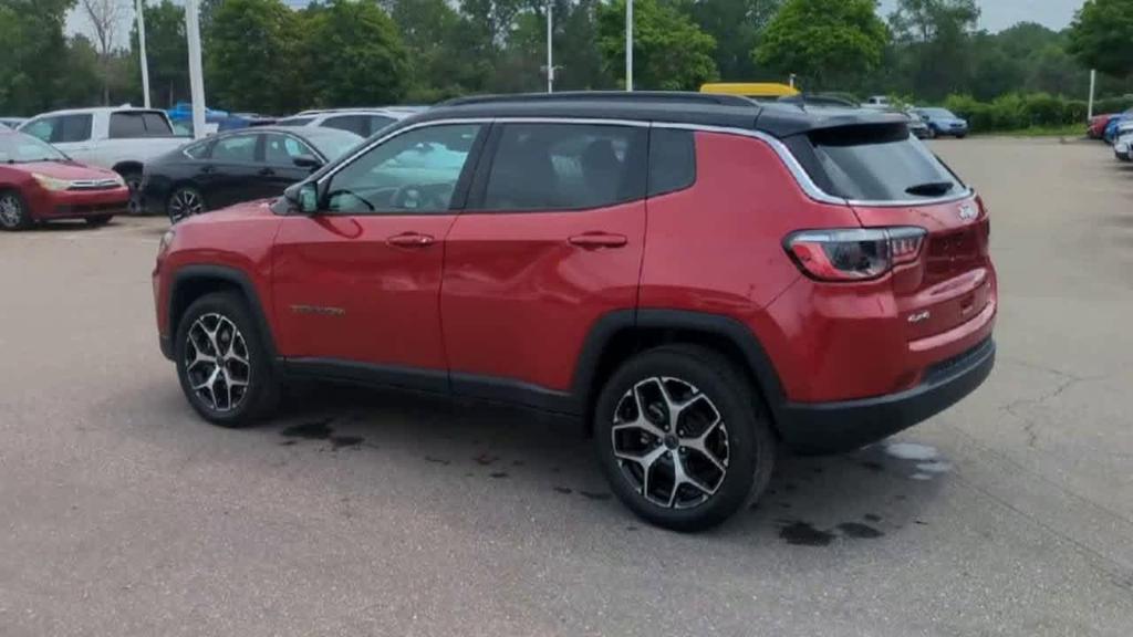 used 2025 Jeep Compass car, priced at $27,998