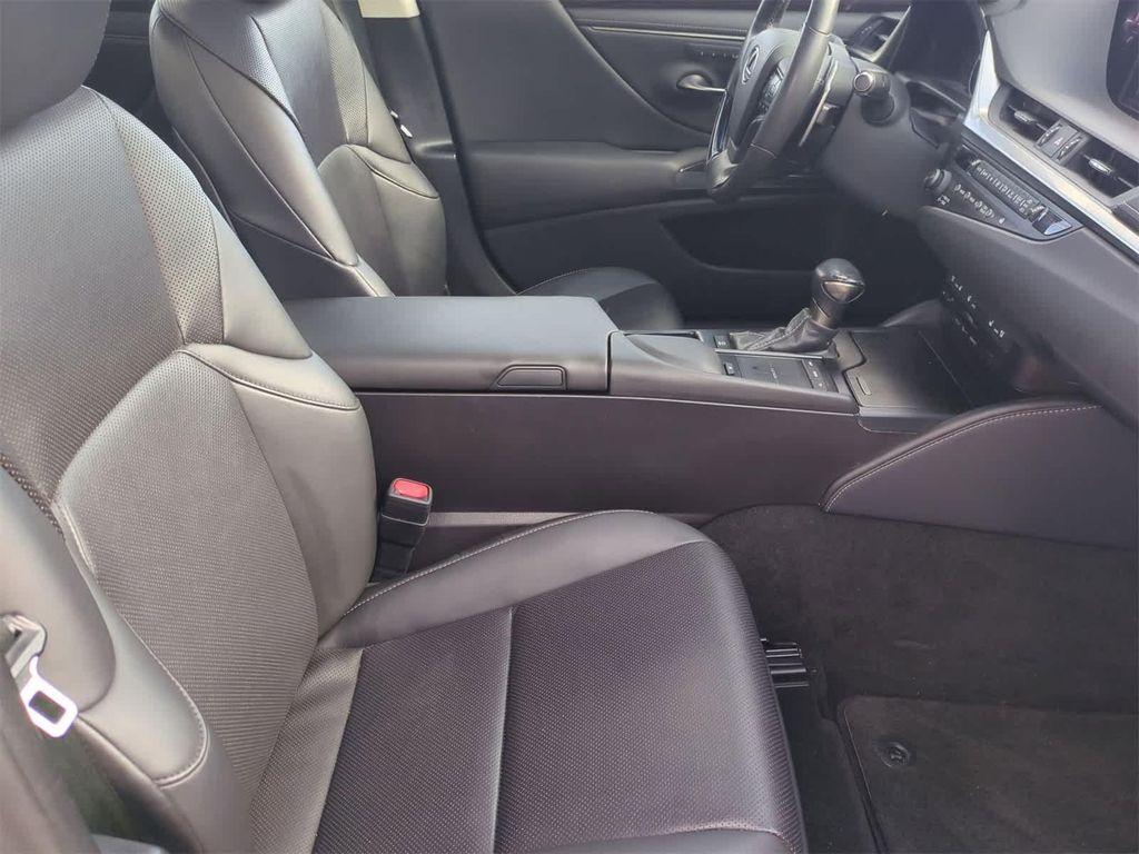 used 2020 Lexus ES 350 car, priced at $31,036