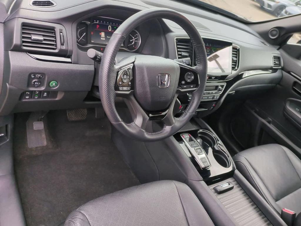 used 2023 Honda Passport car, priced at $37,000