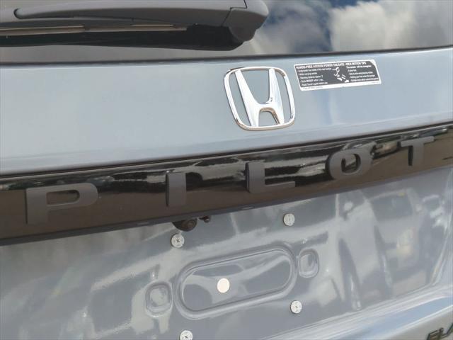 new 2025 Honda Pilot car, priced at $56,485
