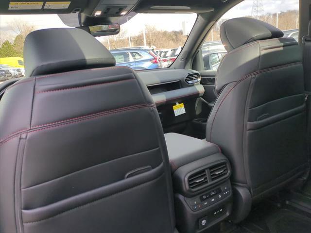 new 2025 Honda Pilot car, priced at $56,485
