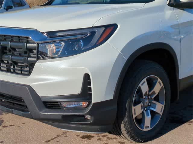 new 2025 Honda Ridgeline car, priced at $43,600