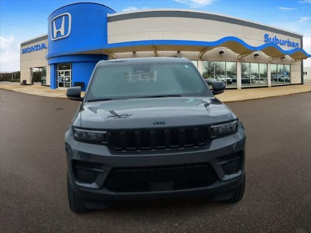 used 2023 Jeep Grand Cherokee car, priced at $32,000