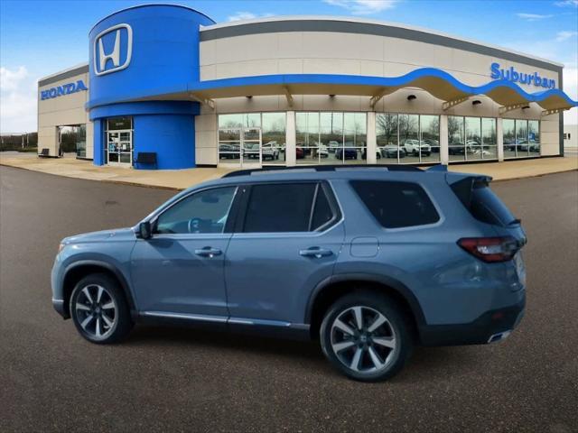 new 2025 Honda Pilot car, priced at $50,615
