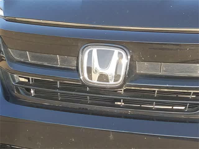 used 2022 Honda Pilot car, priced at $29,000