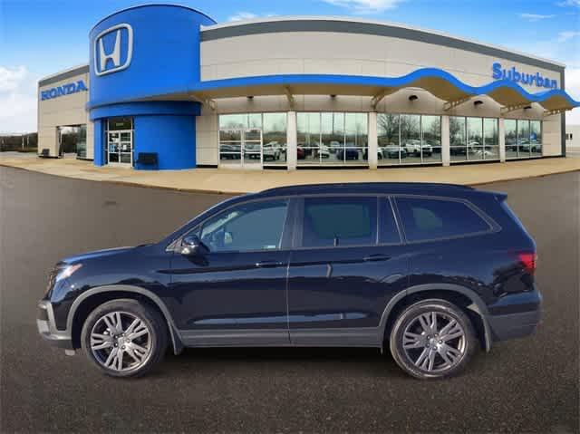 used 2022 Honda Pilot car, priced at $29,000