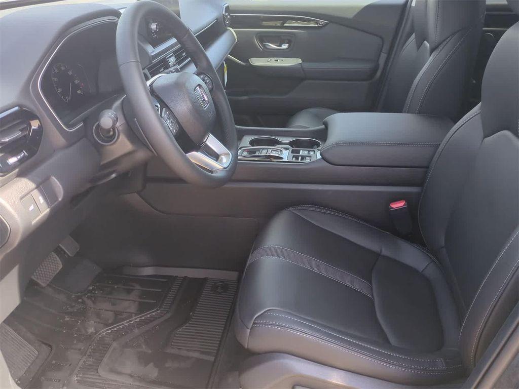 new 2025 Honda Pilot car, priced at $44,368
