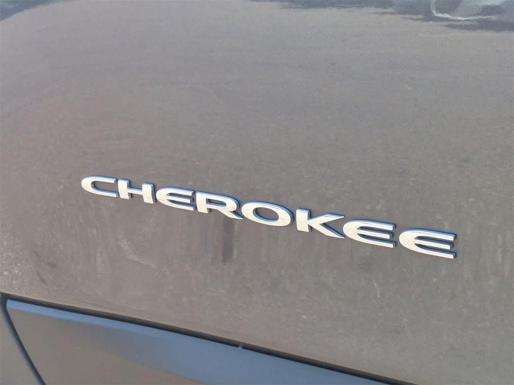 used 2022 Jeep Cherokee car, priced at $24,000