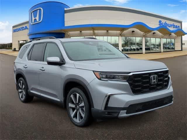 new 2025 Honda Pilot car, priced at $51,465