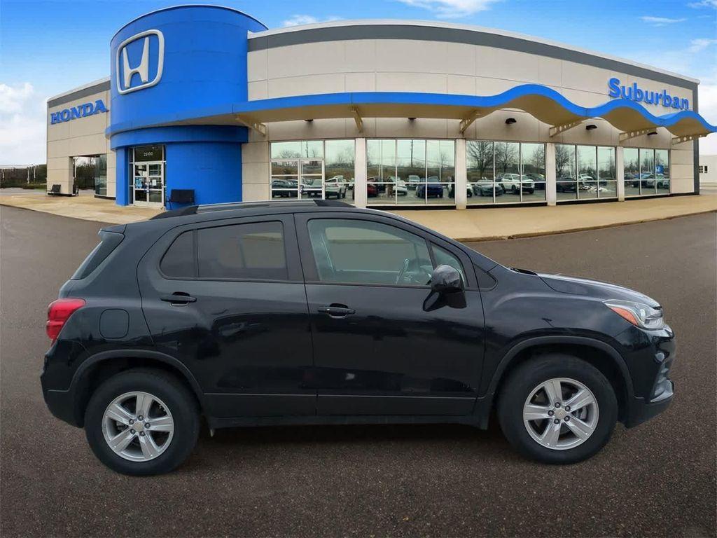 used 2022 Chevrolet Trax car, priced at $15,416