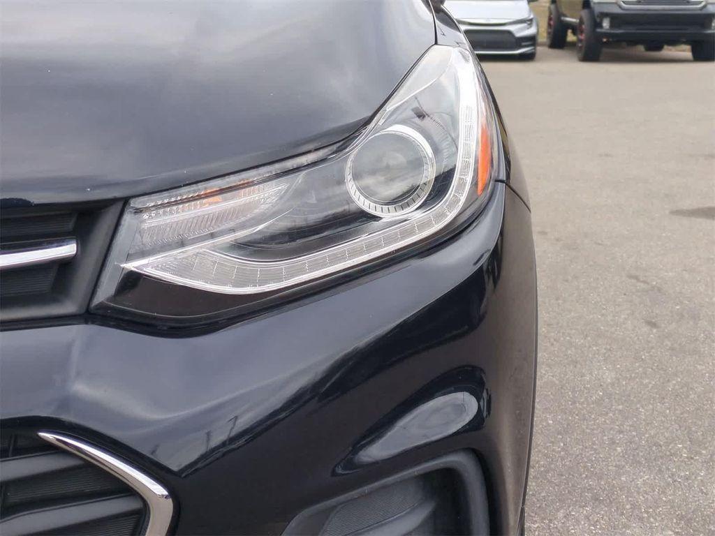 used 2022 Chevrolet Trax car, priced at $15,416