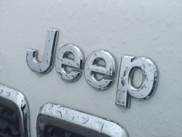 used 2019 Jeep Cherokee car, priced at $14,000