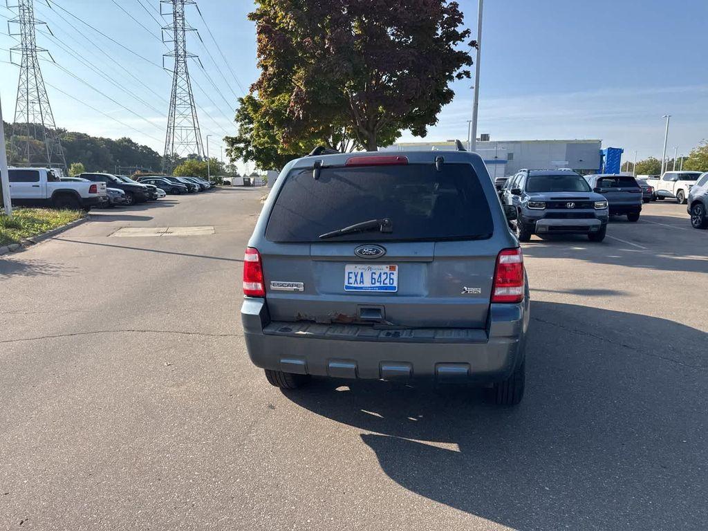 used 2010 Ford Escape car, priced at $2,500