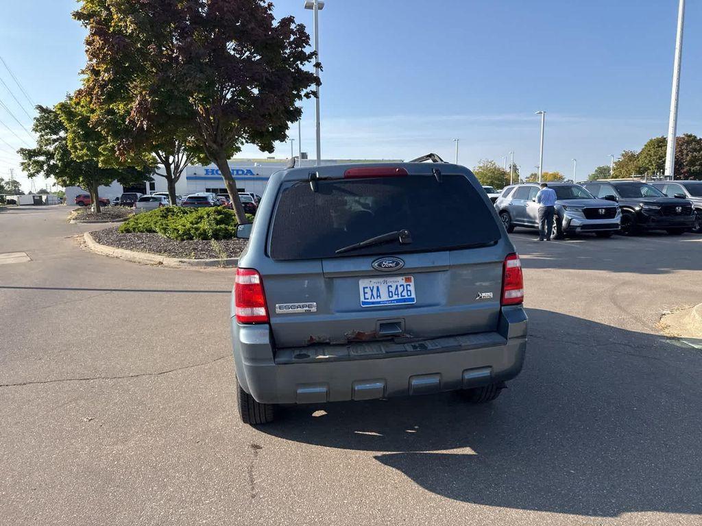used 2010 Ford Escape car, priced at $2,500