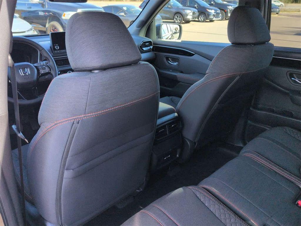 new 2025 Honda Pilot car, priced at $42,000