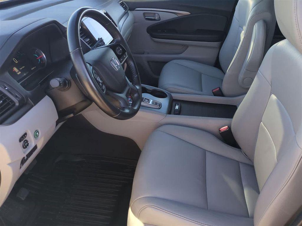 used 2021 Honda Pilot car, priced at $23,862
