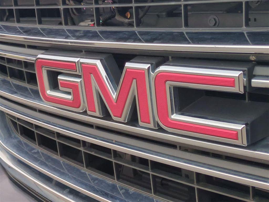 used 2017 GMC Yukon car, priced at $19,050