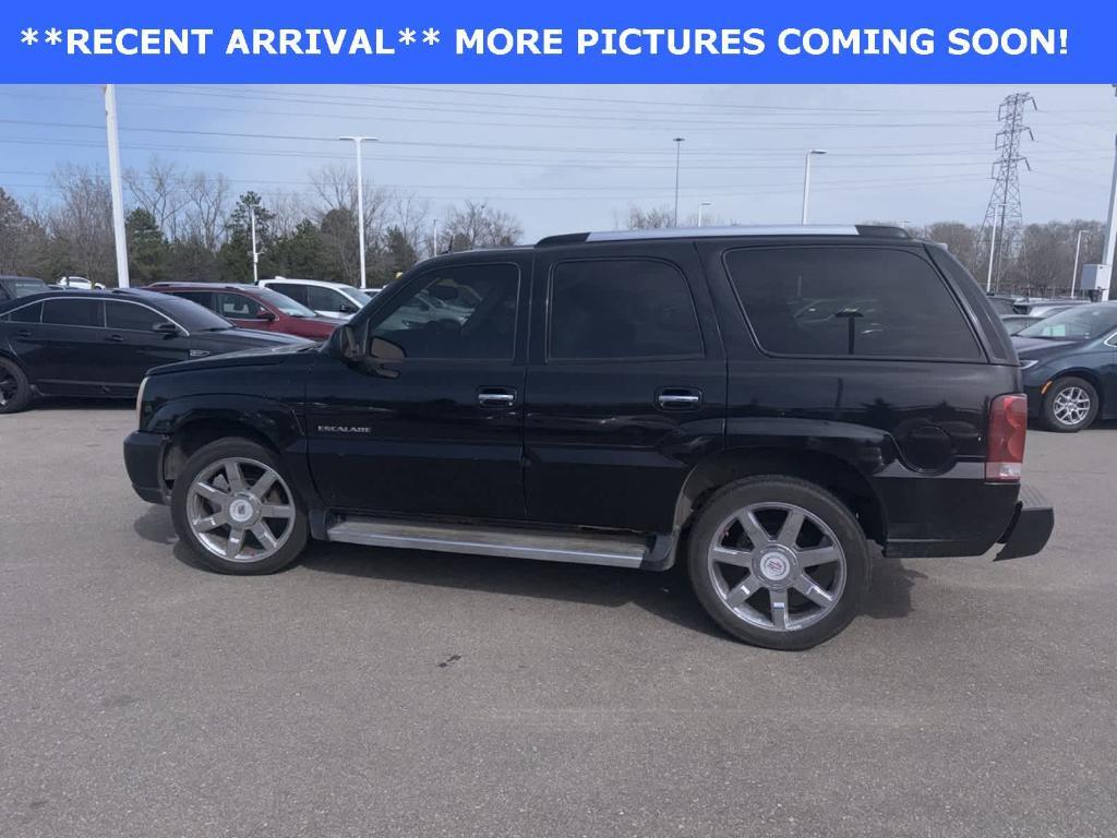 used 2005 Cadillac Escalade car, priced at $7,499