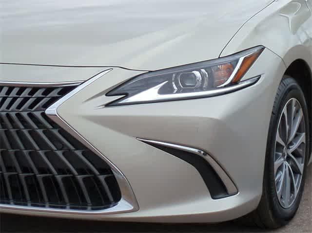 used 2023 Lexus ES 300h car, priced at $43,000