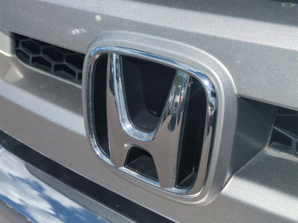 used 2011 Honda Pilot car, priced at $9,000