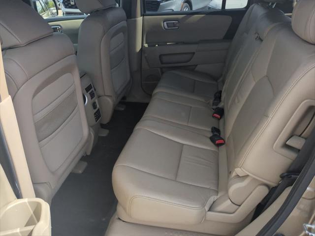 used 2011 Honda Pilot car, priced at $5,788