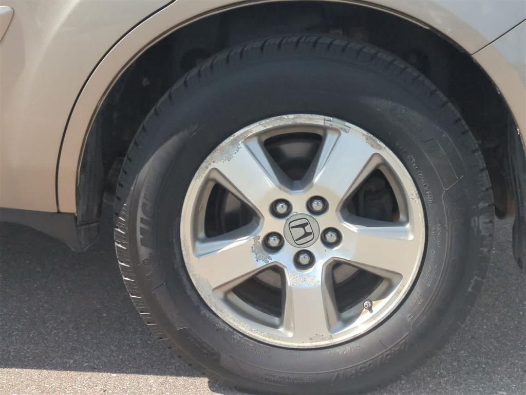 used 2011 Honda Pilot car, priced at $9,000