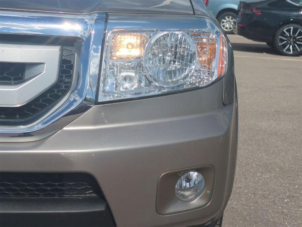 used 2011 Honda Pilot car, priced at $9,000