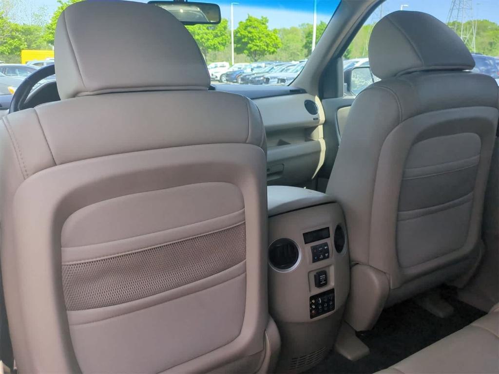 used 2011 Honda Pilot car, priced at $9,000