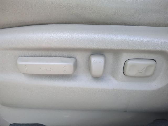 used 2011 Honda Pilot car, priced at $5,788