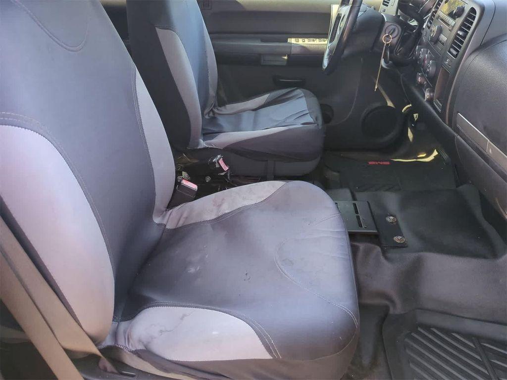 used 2009 Chevrolet Silverado 1500 car, priced at $3,555