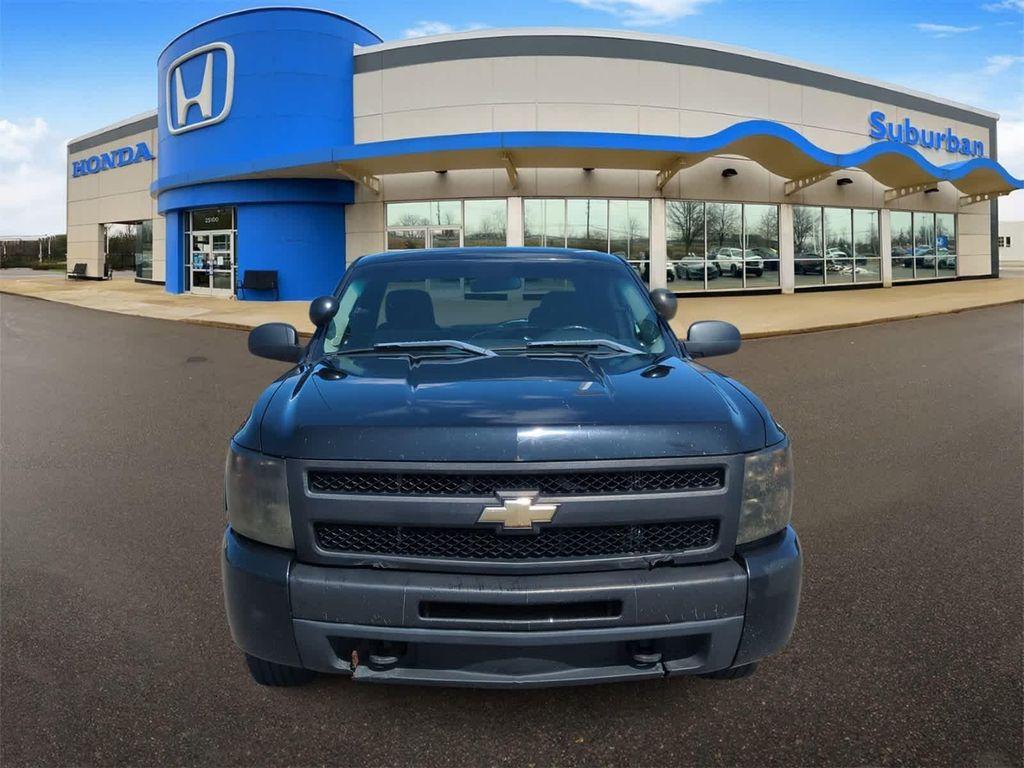 used 2009 Chevrolet Silverado 1500 car, priced at $3,555