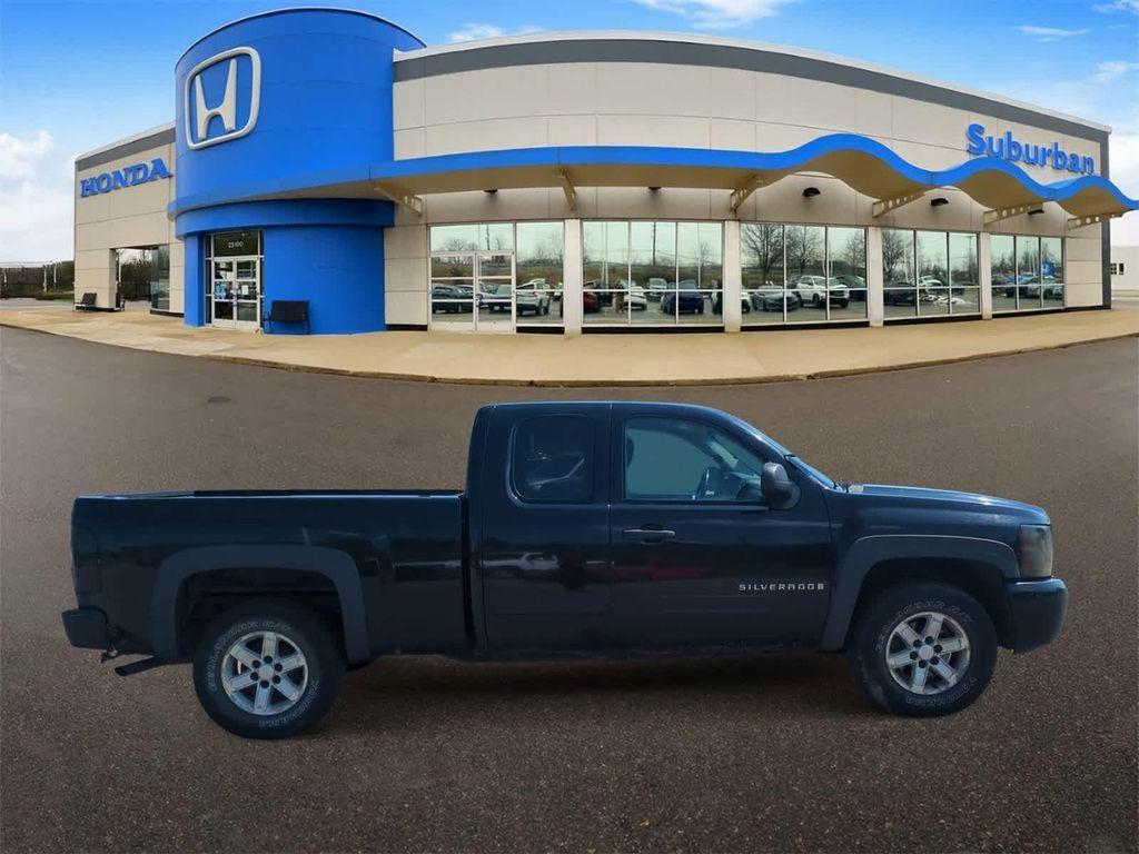 used 2009 Chevrolet Silverado 1500 car, priced at $3,555