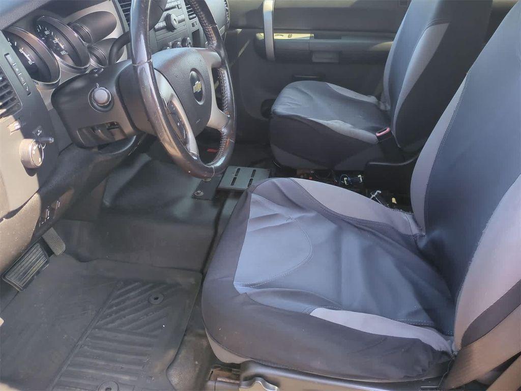 used 2009 Chevrolet Silverado 1500 car, priced at $3,555