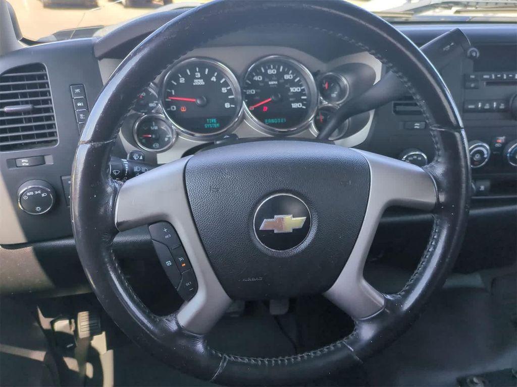 used 2009 Chevrolet Silverado 1500 car, priced at $3,555
