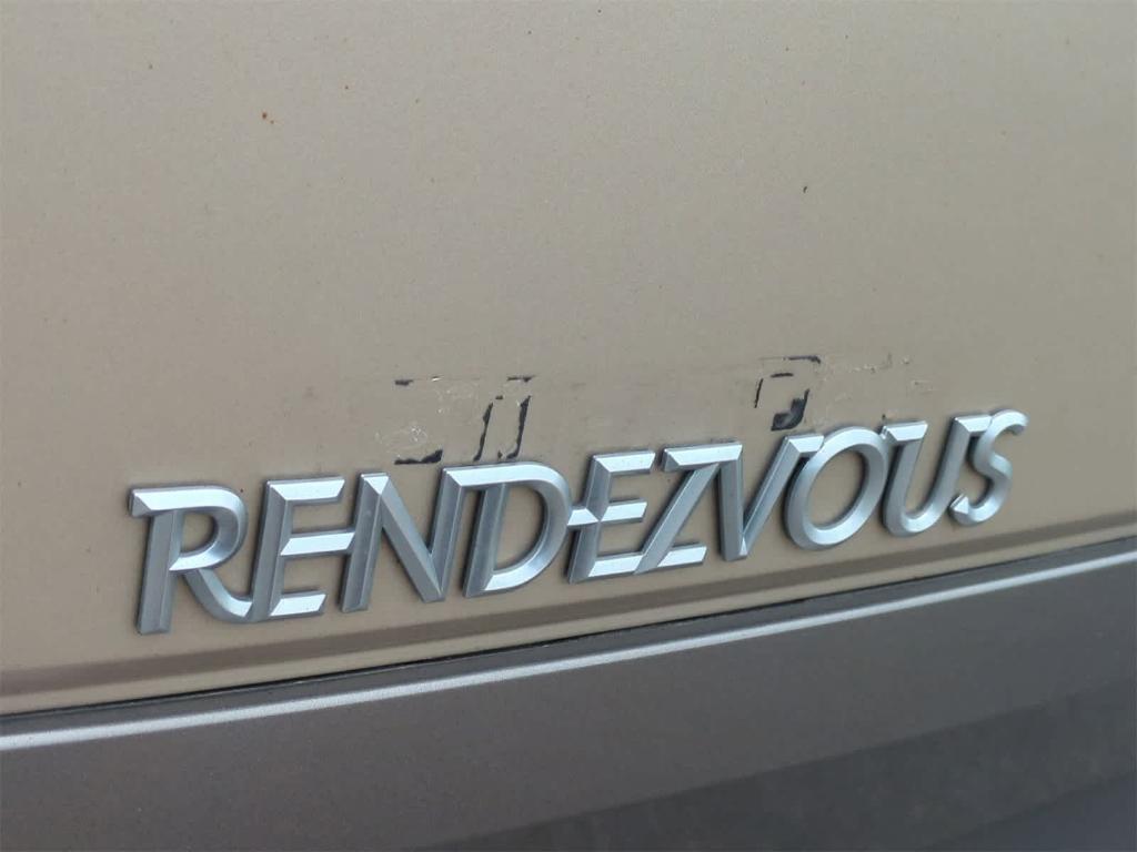 used 2005 Buick Rendezvous car, priced at $3,500