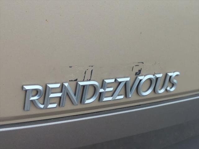 used 2005 Buick Rendezvous car, priced at $3,500