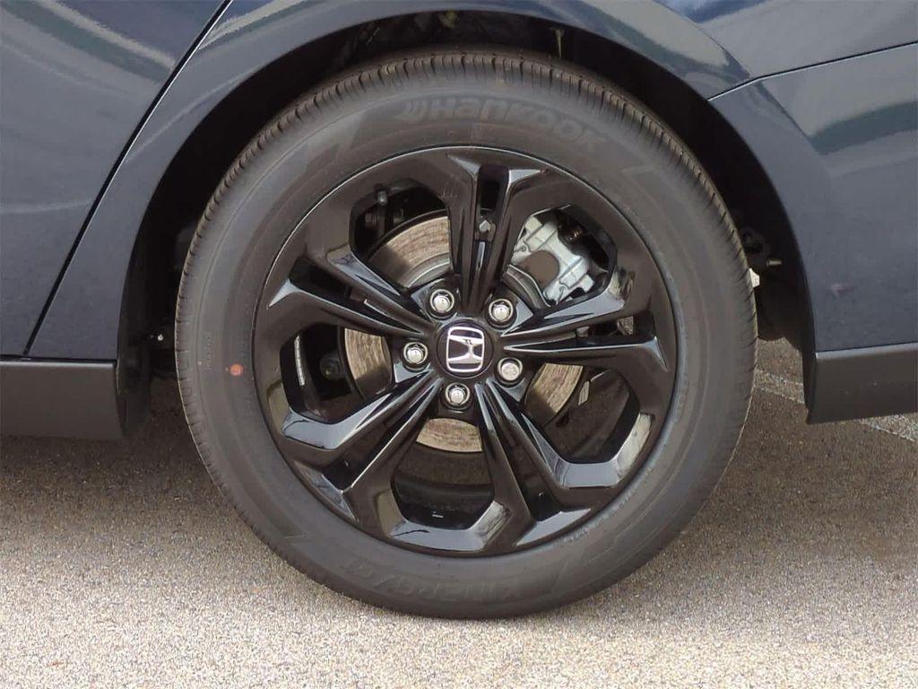 new 2025 Honda Accord car, priced at $30,374