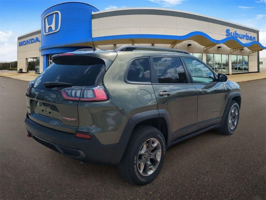 used 2019 Jeep Cherokee car, priced at $15,500