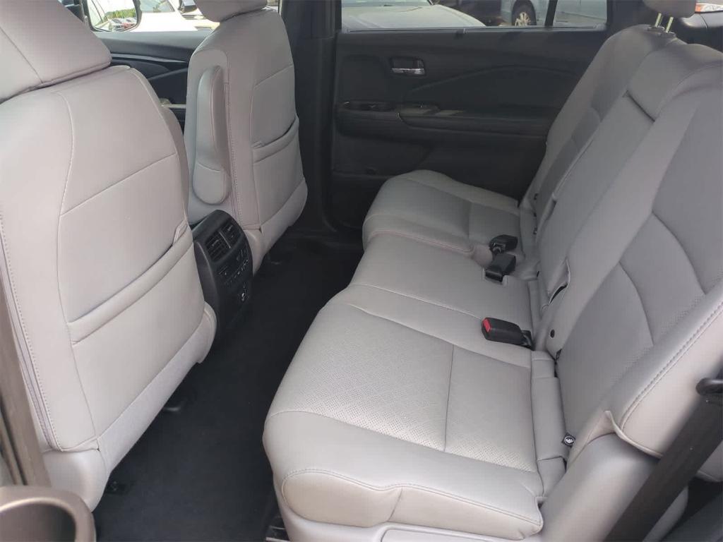 used 2021 Honda Passport car, priced at $28,500